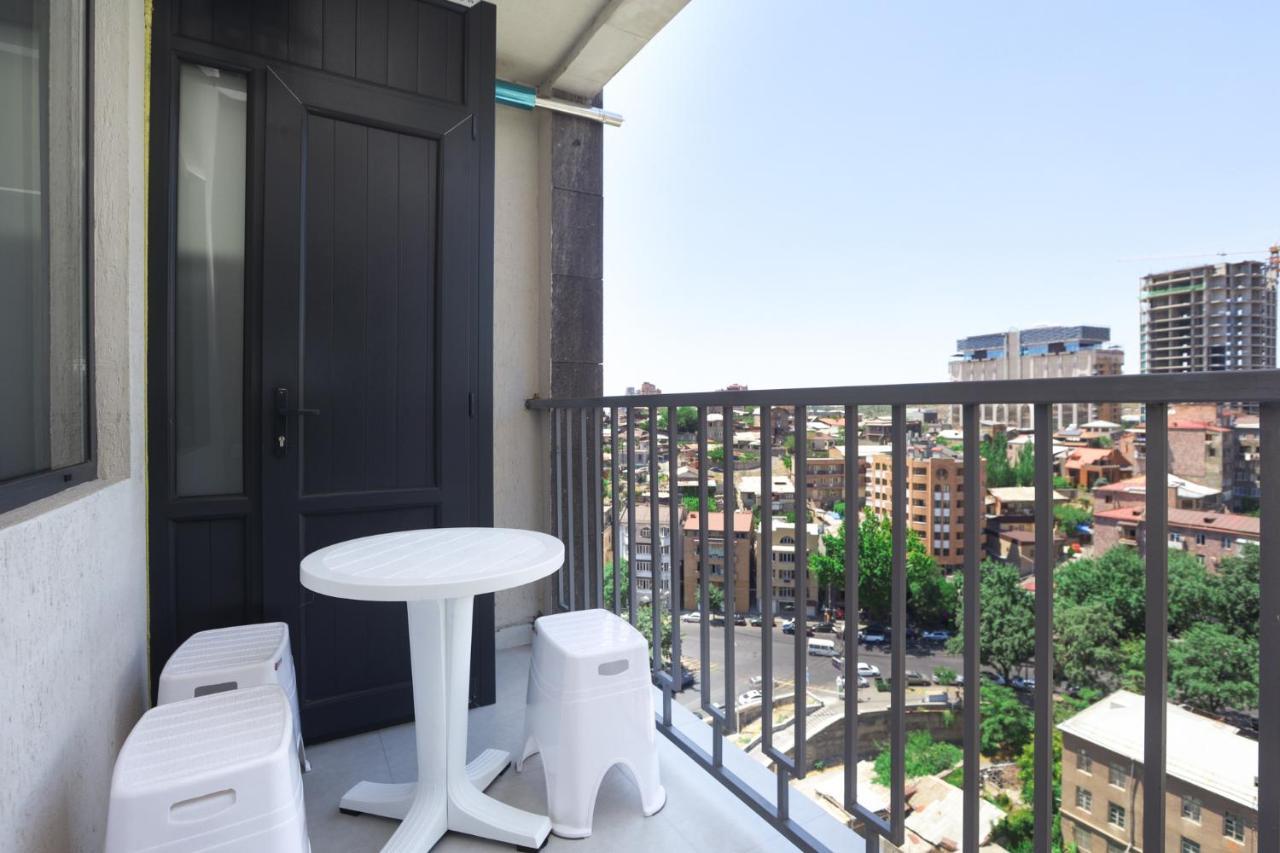 Stay Inn Apartments On Amiryan 26/4 Yerevan Exterior photo